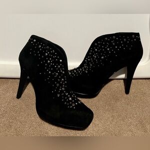Gianni Bini Booties
